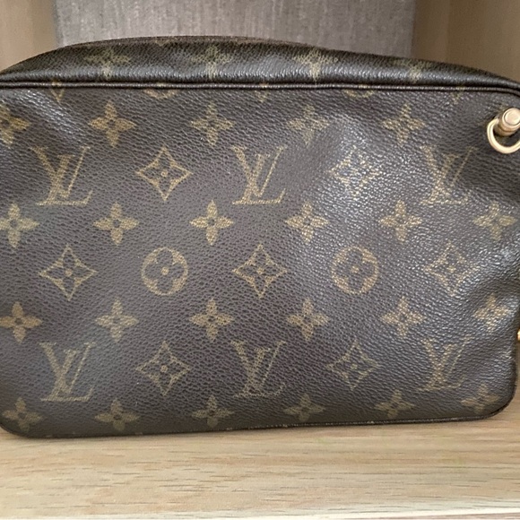 Authentic Vintage Louis Vuitton Trousse 23 - Picture 4 of 14